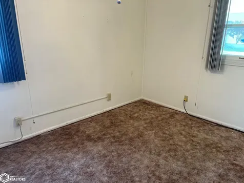 101 Windsor Circle Burlington IA 52601