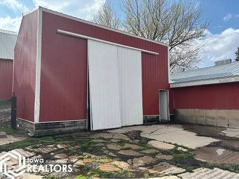 5718 Quality Ridge Coggon IA 52218
