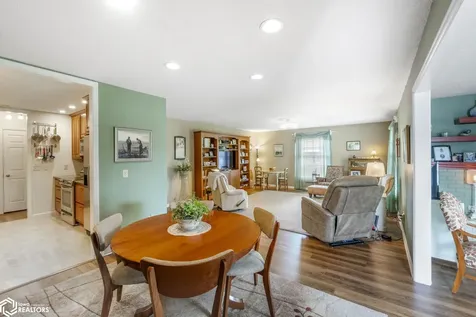502 S Ohio Avenue Mason City IA 50401