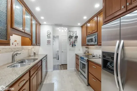 502 S Ohio Avenue Mason City IA 50401