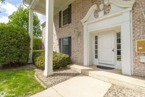 502 S Ohio Avenue Mason City IA 50401