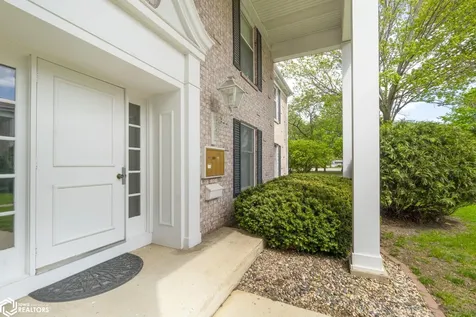 502 S Ohio Avenue Mason City IA 50401