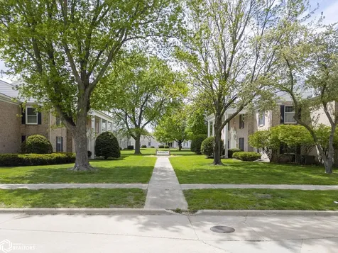 502 S Ohio Avenue Mason City IA 50401