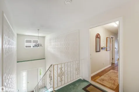502 S Ohio Avenue Mason City IA 50401