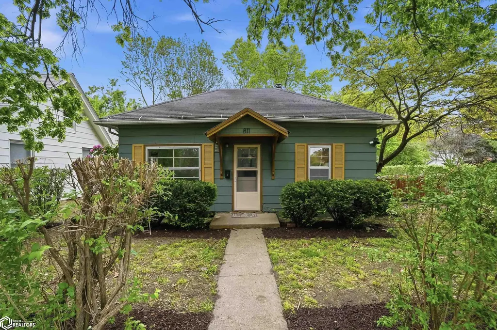 811 S 5th Street Fairfield IA 52556