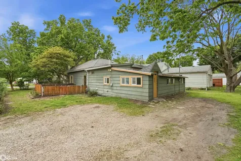 811 S 5th Street Fairfield IA 52556