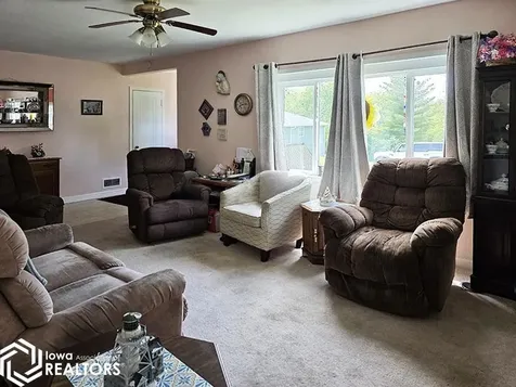 1208 Castle Street Ottumwa IA 52501