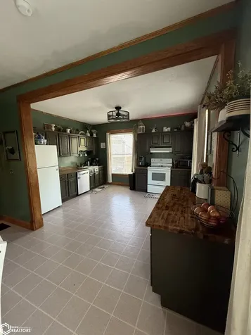214 S Jefferson Street Sigourney IA 52591