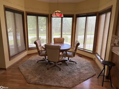 2530 River Road Iowa Falls IA 50126