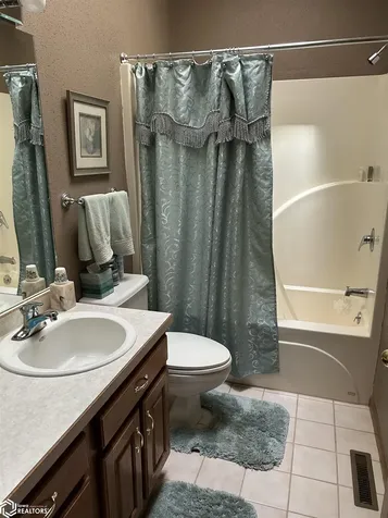 2530 River Road Iowa Falls IA 50126