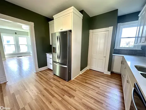 1016 Elm Street Grinnell IA 50112