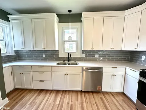 1016 Elm Street Grinnell IA 50112