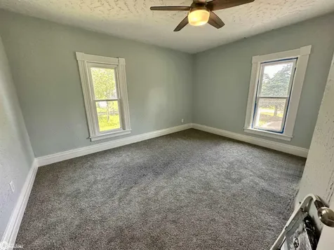 1016 Elm Street Grinnell IA 50112