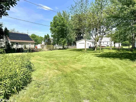 1016 Elm Street Grinnell IA 50112