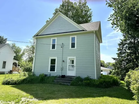 1016 Elm Street Grinnell IA 50112