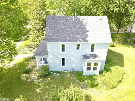 1016 Elm Street Grinnell IA 50112