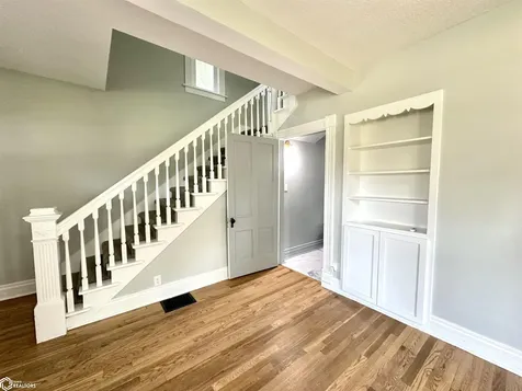 1016 Elm Street Grinnell IA 50112