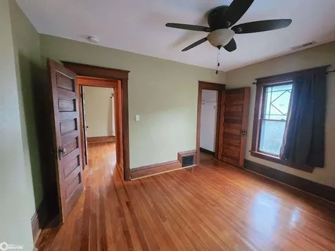811 8th Avenue Grinnell IA 50112