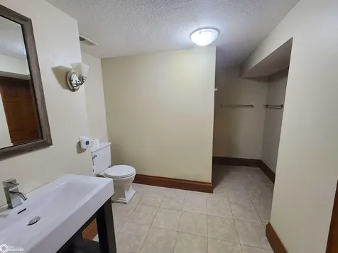 811 8th Avenue Grinnell IA 50112
