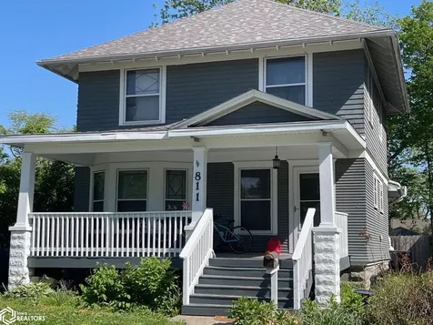 811 8th Avenue Grinnell IA 50112