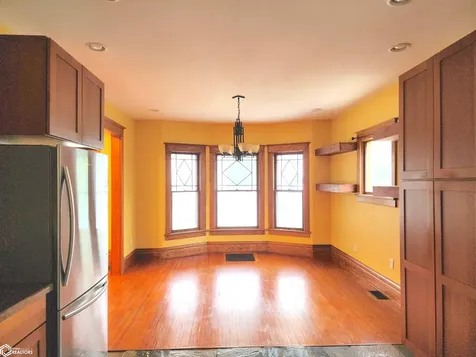 811 8th Avenue Grinnell IA 50112