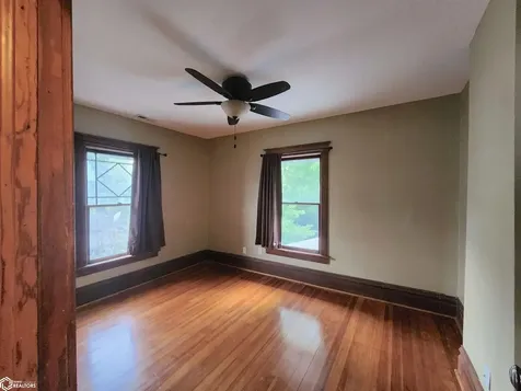 811 8th Avenue Grinnell IA 50112