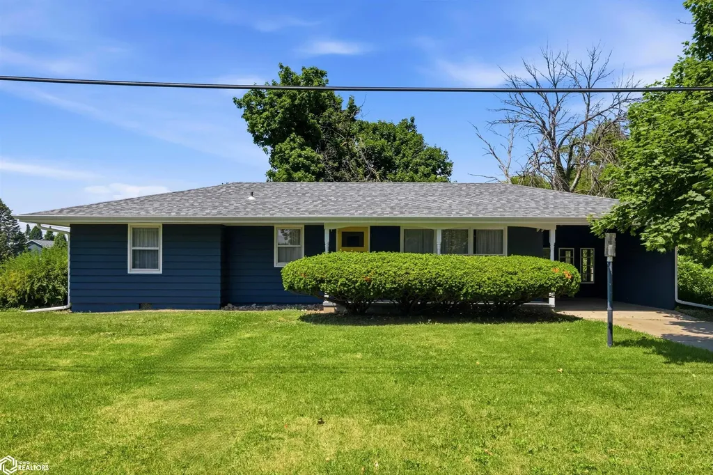 711 12th Avenue Grinnell IA 50112