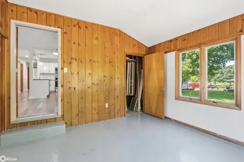 711 12th Avenue Grinnell IA 50112