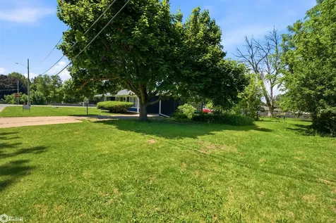 711 12th Avenue Grinnell IA 50112