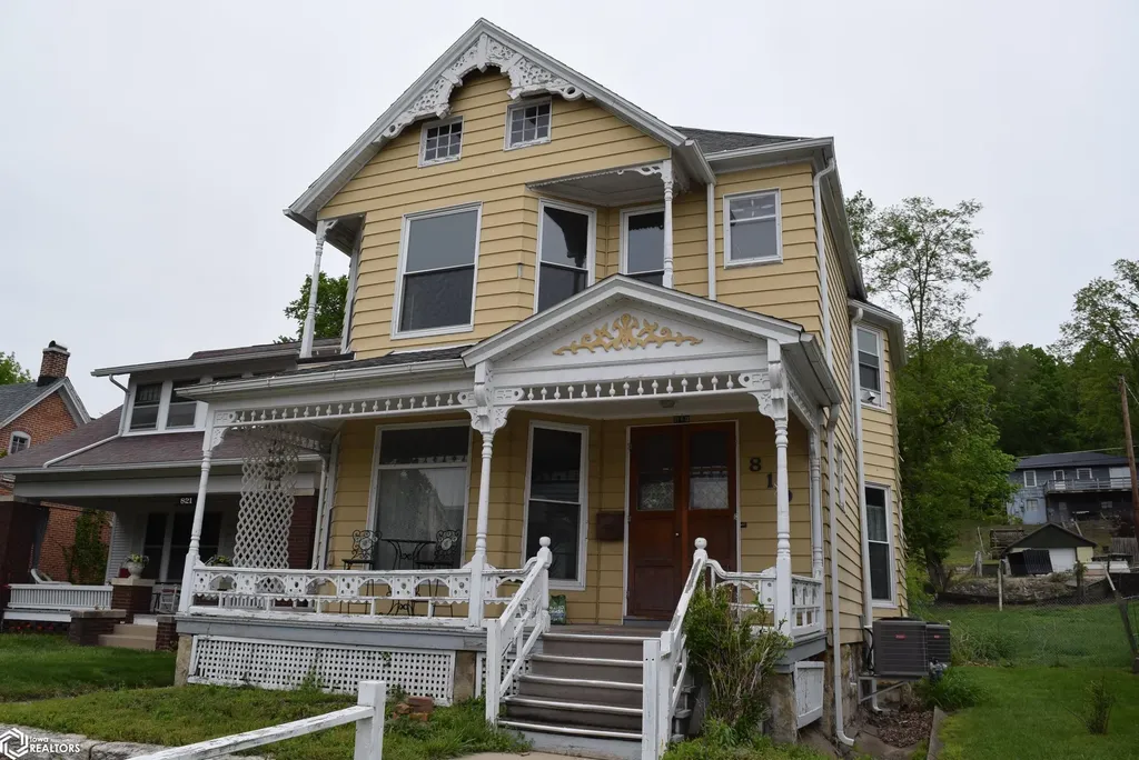 819 Avenue D Fort Madison IA 52627