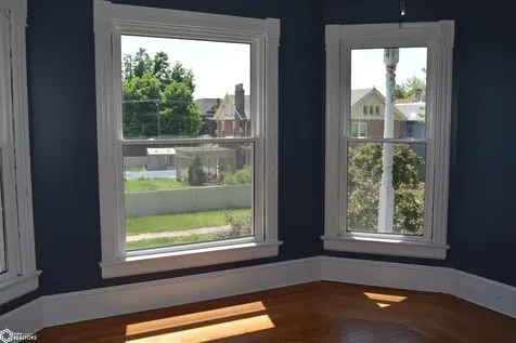 819 Avenue D Fort Madison IA 52627