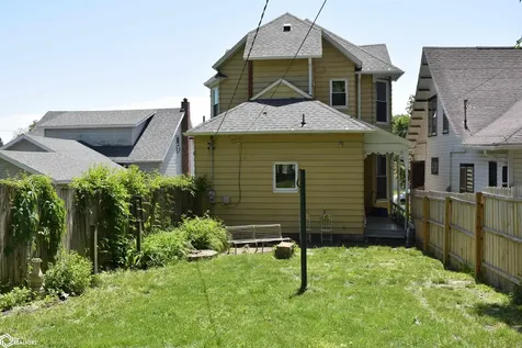819 Avenue D Fort Madison IA 52627