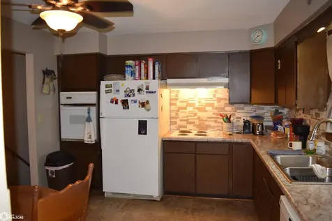 3032 213th Street Fort Madison IA 52627