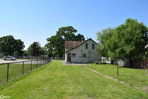 1413 Avenue H Fort Madison IA 52627