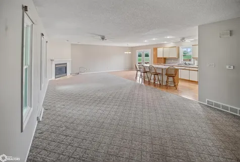 1509 Cantebury Circle Grundy Center IA 50638