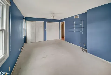 1509 Cantebury Circle Grundy Center IA 50638