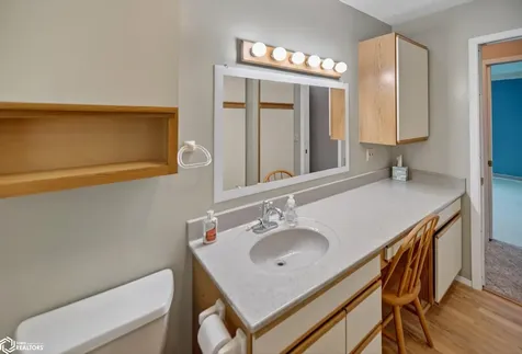 1509 Cantebury Circle Grundy Center IA 50638