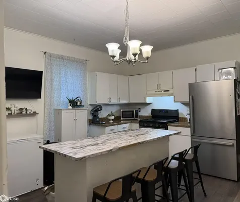318 Swan Street West Burlington IA 52655