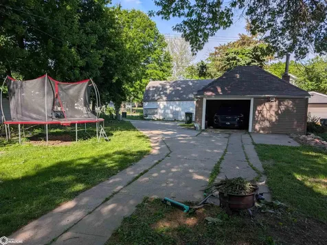 318 Swan Street West Burlington IA 52655