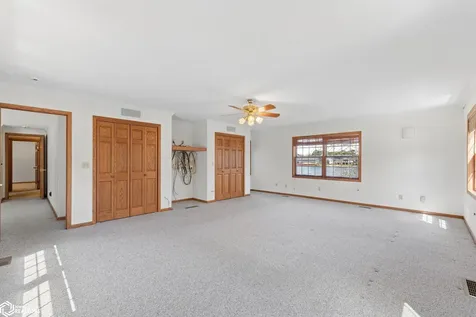 278 Lakeview Drive Mason City IA 50401