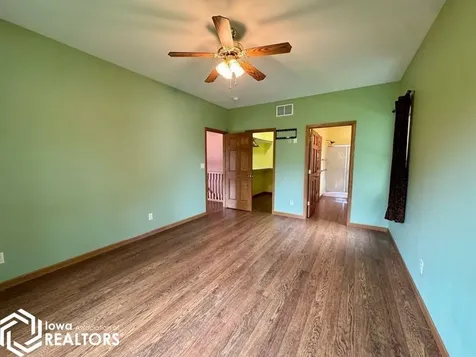 2630 Cliff Road Burlington IA 52601
