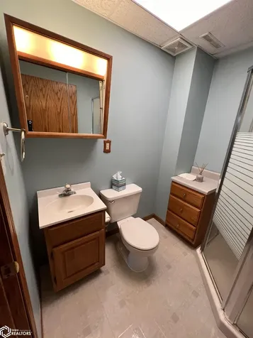 *** *** *** *** Belle Plaine IA 52208