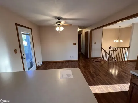 *** *** *** *** Belle Plaine IA 52208