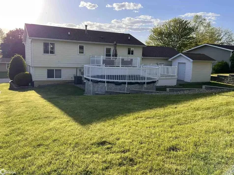 *** *** *** *** Belle Plaine IA 52208