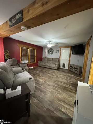 208 W 4th Street Hedrick IA 52563