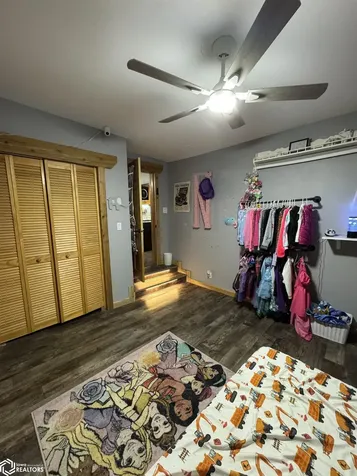 208 W 4th Street Hedrick IA 52563