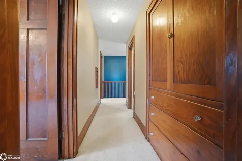 415 S Gunnison Street Burlington IA 52601