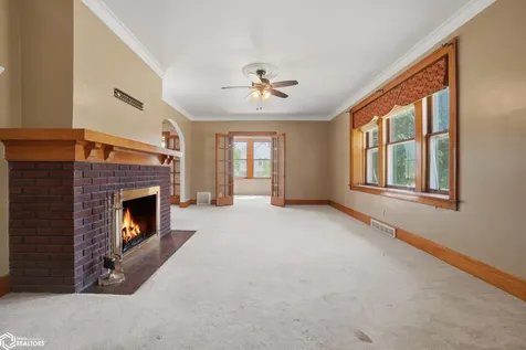 415 S Gunnison Street Burlington IA 52601