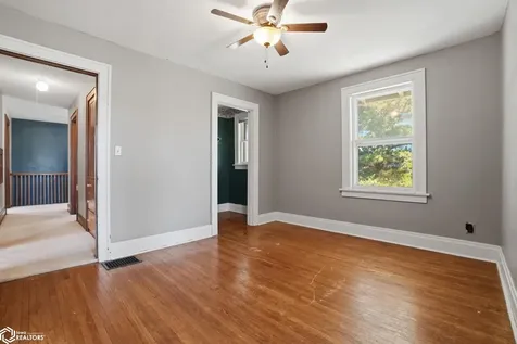 415 S Gunnison Street Burlington IA 52601