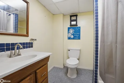415 S Gunnison Street Burlington IA 52601